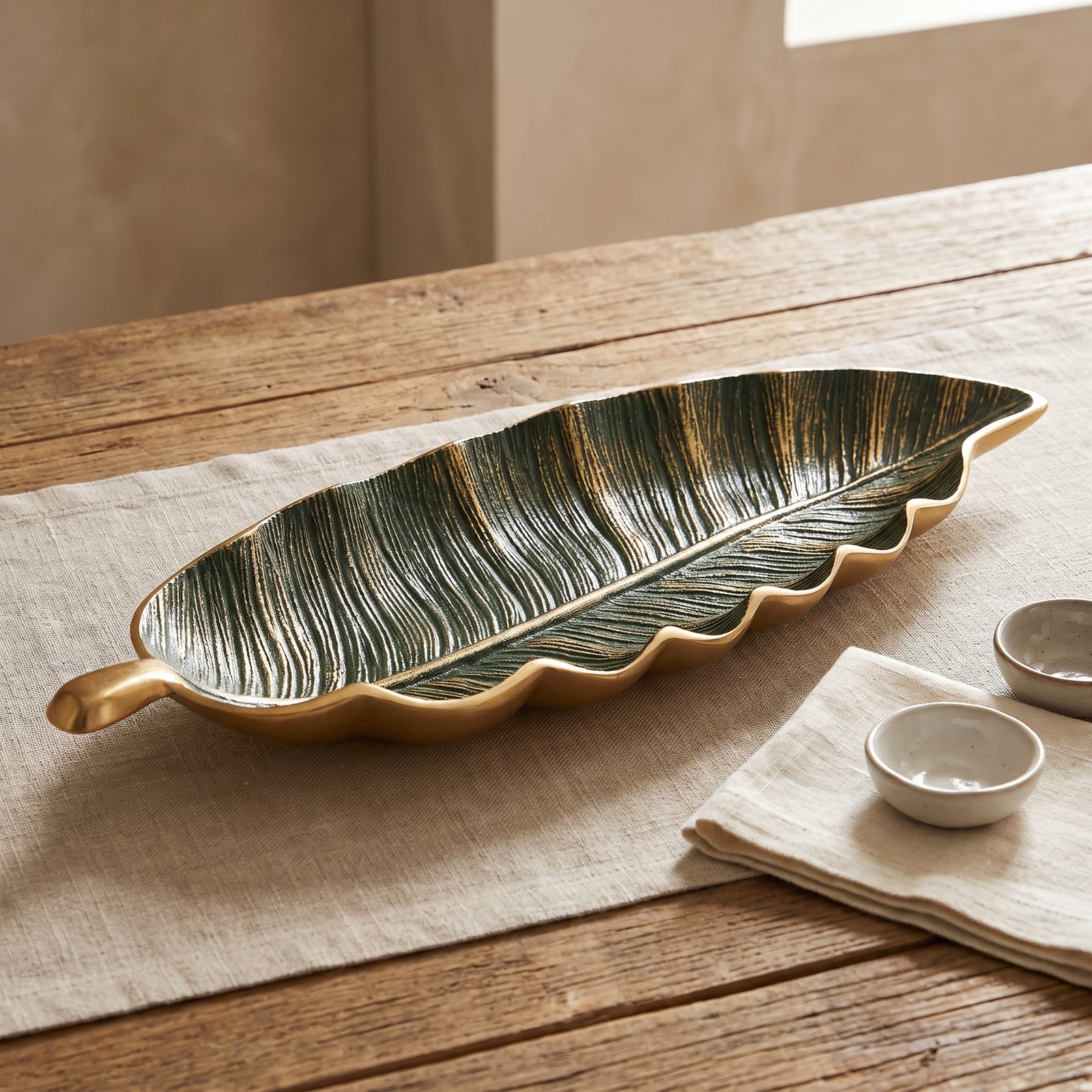 Aluminium Classic Leaf Platter - Image 4